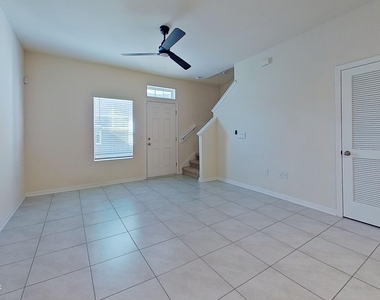 86624 Mainline Road - Photo Thumbnail 3