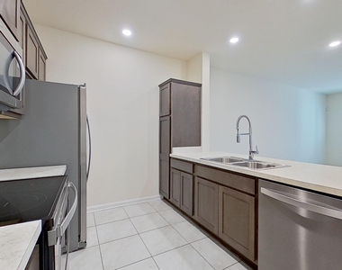 86624 Mainline Road - Photo Thumbnail 8