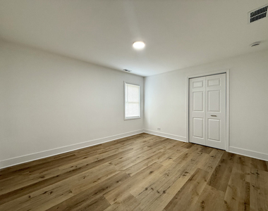 14916 Langley Avenue - Photo Thumbnail 19