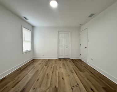 14916 Langley Avenue - Photo Thumbnail 18