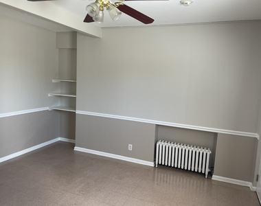 714 Broadway Avenue - Photo Thumbnail 6