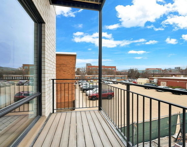 1606 W Hastings Street - Photo Thumbnail 15