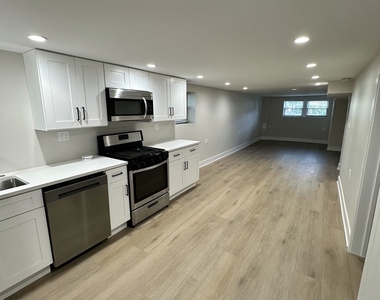 5200 W Winona Street - Photo Thumbnail 3