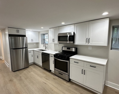 5200 W Winona Street - Photo Thumbnail 4