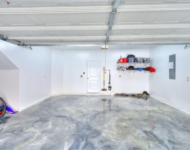 1306 Harris Way - Photo Thumbnail 16