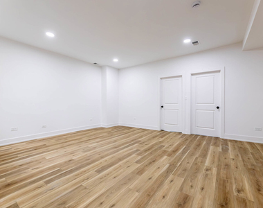 243 W 74th Street - Photo Thumbnail 8