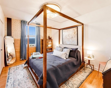 1128 W Ardmore Avenue - Photo Thumbnail 19