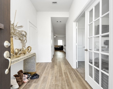 9447 Klein Lane - Photo Thumbnail 7