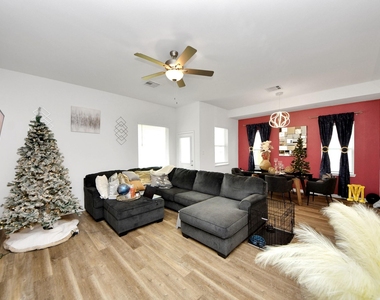 9447 Klein Lane - Photo Thumbnail 10
