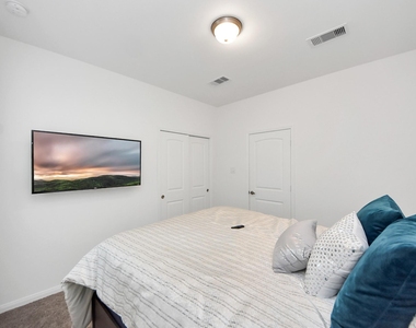 9447 Klein Lane - Photo Thumbnail 22