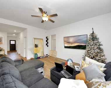 9447 Klein Lane - Photo Thumbnail 8