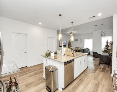 9447 Klein Lane - Photo Thumbnail 17