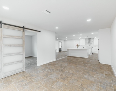 10055 Larston Street - Photo Thumbnail 14