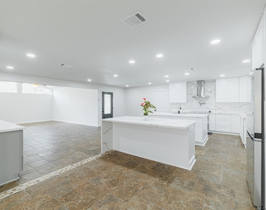 10055 Larston Street - Photo Thumbnail 12