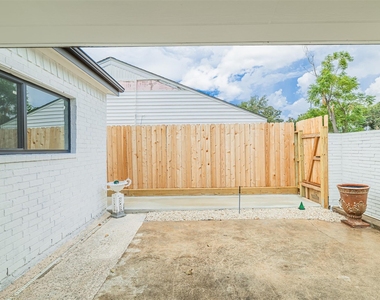 10055 Larston Street - Photo Thumbnail 22