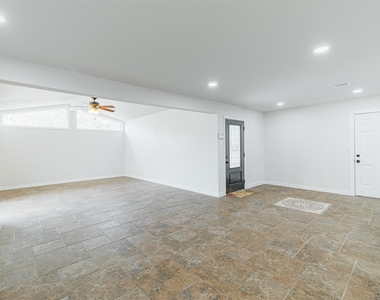 10055 Larston Street - Photo Thumbnail 9