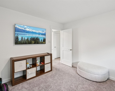 4806 Sand Clouds Drive - Photo Thumbnail 33