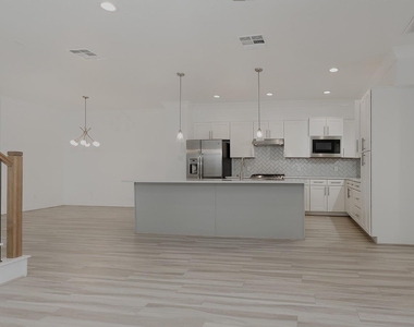 154 Kendrick Pines Boulevard - Photo Thumbnail 6