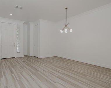 154 Kendrick Pines Boulevard - Photo Thumbnail 15