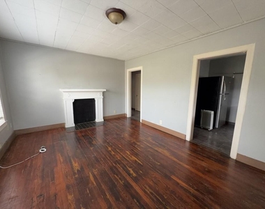 1552 Lombardy Street - Photo Thumbnail 5