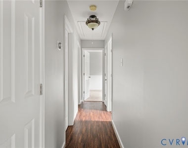 5712 Sara Kay Drive - Photo Thumbnail 17