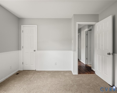 5712 Sara Kay Drive - Photo Thumbnail 28