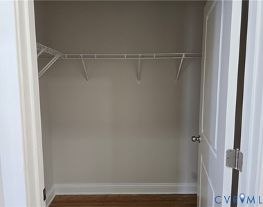 1333 W Broad Street - Photo Thumbnail 15
