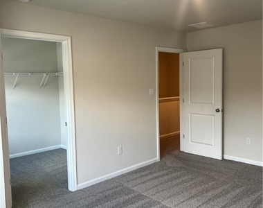 3568 Perrins Hill Way - Photo Thumbnail 22