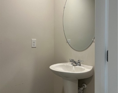 3568 Perrins Hill Way - Photo Thumbnail 4