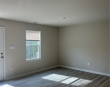 3568 Perrins Hill Way - Photo Thumbnail 10