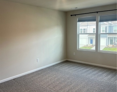 3568 Perrins Hill Way - Photo Thumbnail 20