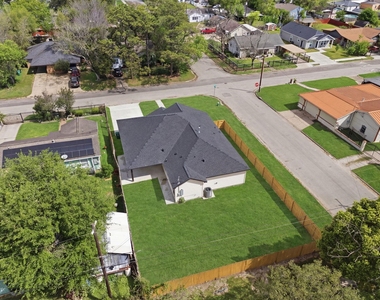 7040 Kinney Street - Photo Thumbnail 37