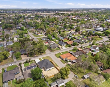 7040 Kinney Street - Photo Thumbnail 42