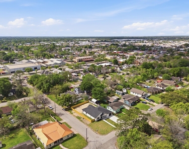 7040 Kinney Street - Photo Thumbnail 40