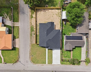 7040 Kinney Street - Photo Thumbnail 33