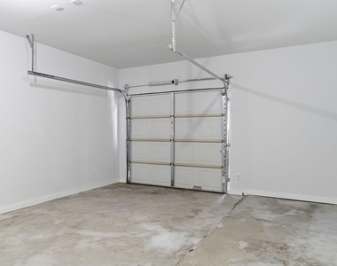 7040 Kinney Street - Photo Thumbnail 28