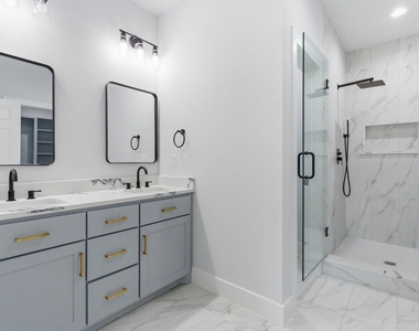 7040 Kinney Street - Photo Thumbnail 8