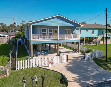 108 Bay Oaks Drive - Photo Thumbnail 44