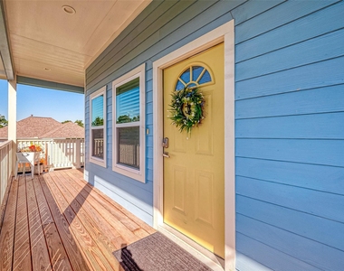 108 Bay Oaks Drive - Photo Thumbnail 10