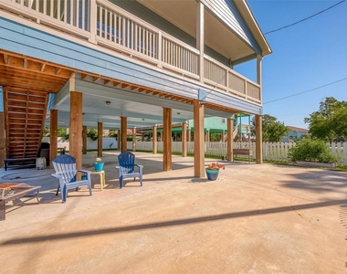 108 Bay Oaks Drive - Photo Thumbnail 37