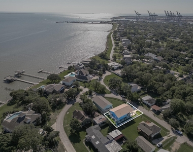 108 Bay Oaks Drive - Photo Thumbnail 47