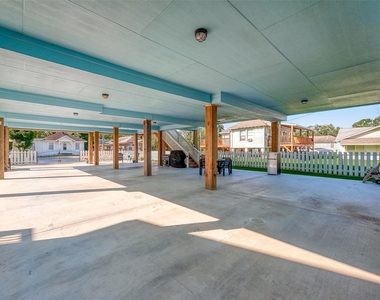108 Bay Oaks Drive - Photo Thumbnail 39