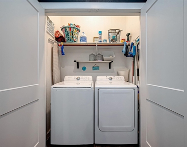108 Bay Oaks Drive - Photo Thumbnail 27