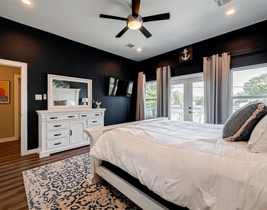 108 Bay Oaks Drive - Photo Thumbnail 28