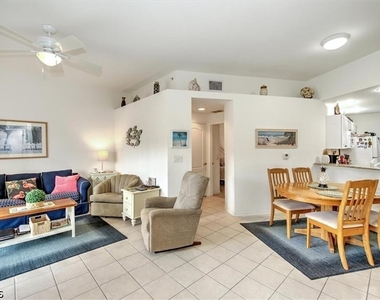 12171 Summergate Circle - Photo Thumbnail 5