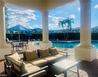 7073 Venice Way - Photo Thumbnail 7