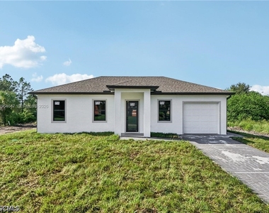 4402 E 19th Street - Photo Thumbnail 22
