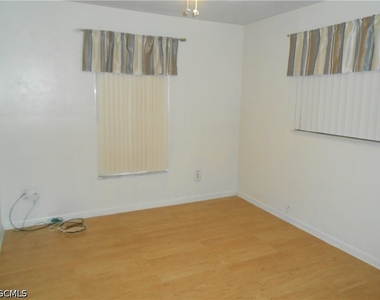 52 Heath Aster Lane - Photo Thumbnail 23