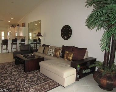 10537 Washingtonia Palm Way - Photo Thumbnail 1
