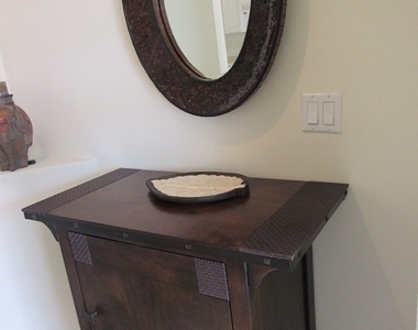 10537 Washingtonia Palm Way - Photo Thumbnail 17